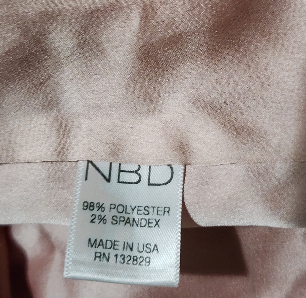 NWOT ... NBD Pink and Cream Dress - Picture 10 of 10